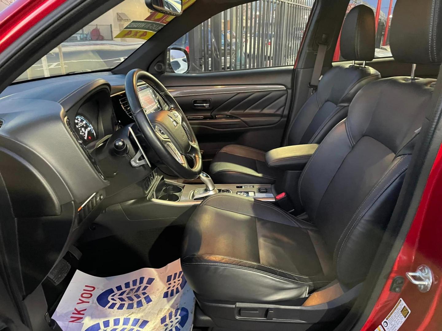 2019 RED /BLACK Mitsubishi Outlander PHEV (JA4J24A55KZ) , located at 744 E Miner Ave, Stockton, CA, 95202, (209) 944-5770, 37.956863, -121.282082 - PLUS TAXES AND FEES - Photo#8